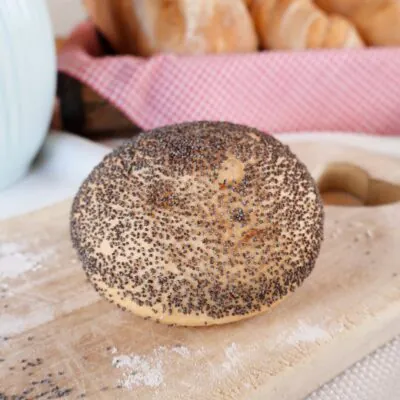 Bauernbrötchen Mohn